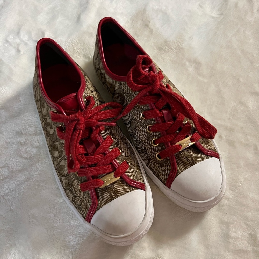 Coach Shoes Size 8